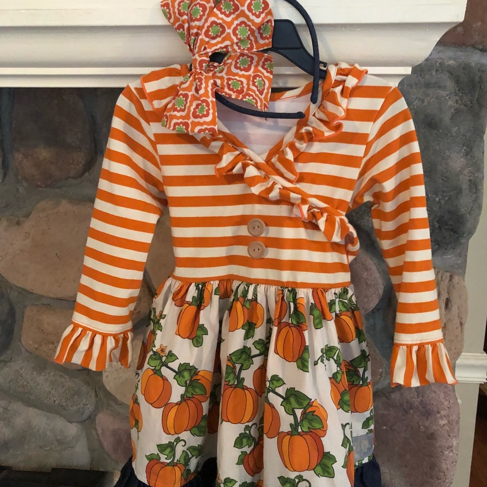 Eleanor Rose sz 3/4. Pumpkin dress & headband.