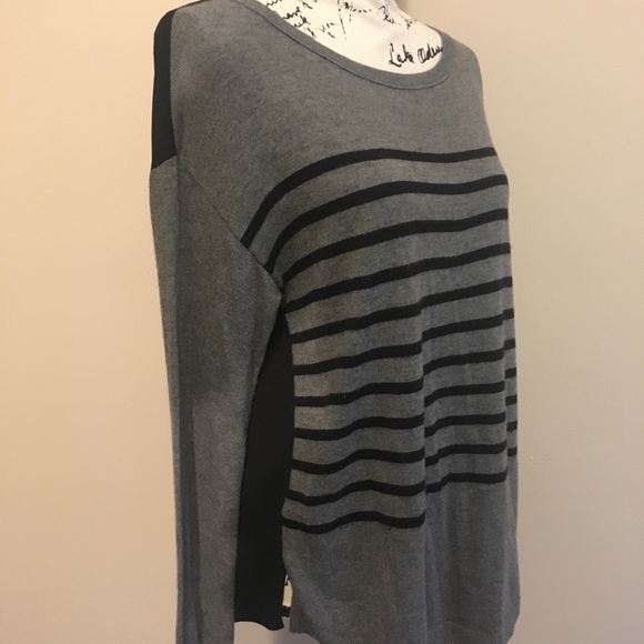 Loft Sweater size Medium - Picture 4 of 6