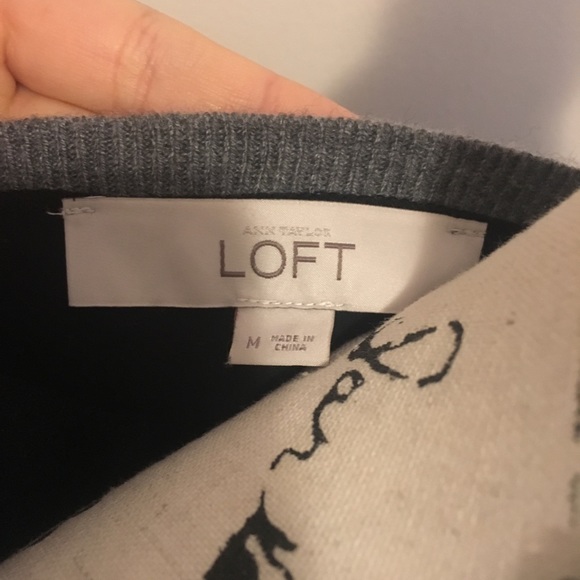 Loft Sweater size Medium - Picture 6 of 6