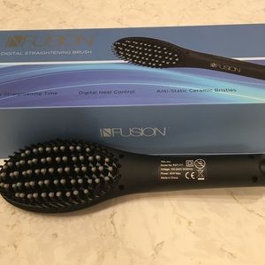 NFUSION Digital straightening brush