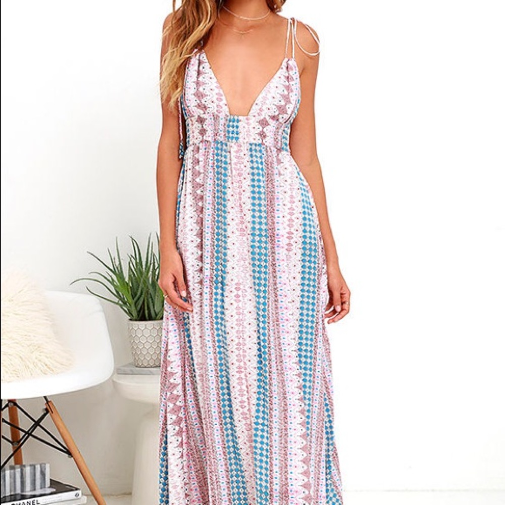 Lulus patterned maxi dress! NWOT offers accepted!