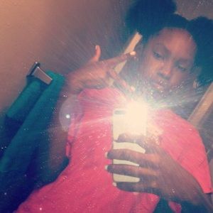 Meet your Posher, Karalyn