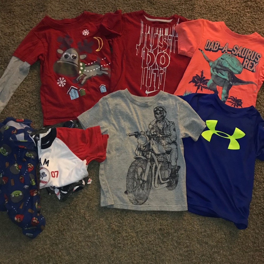 ❌SOLD❌ Boys size 4 bundle