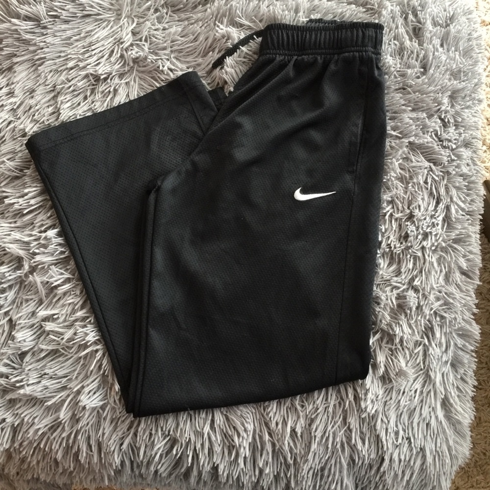 Black nike boys pants