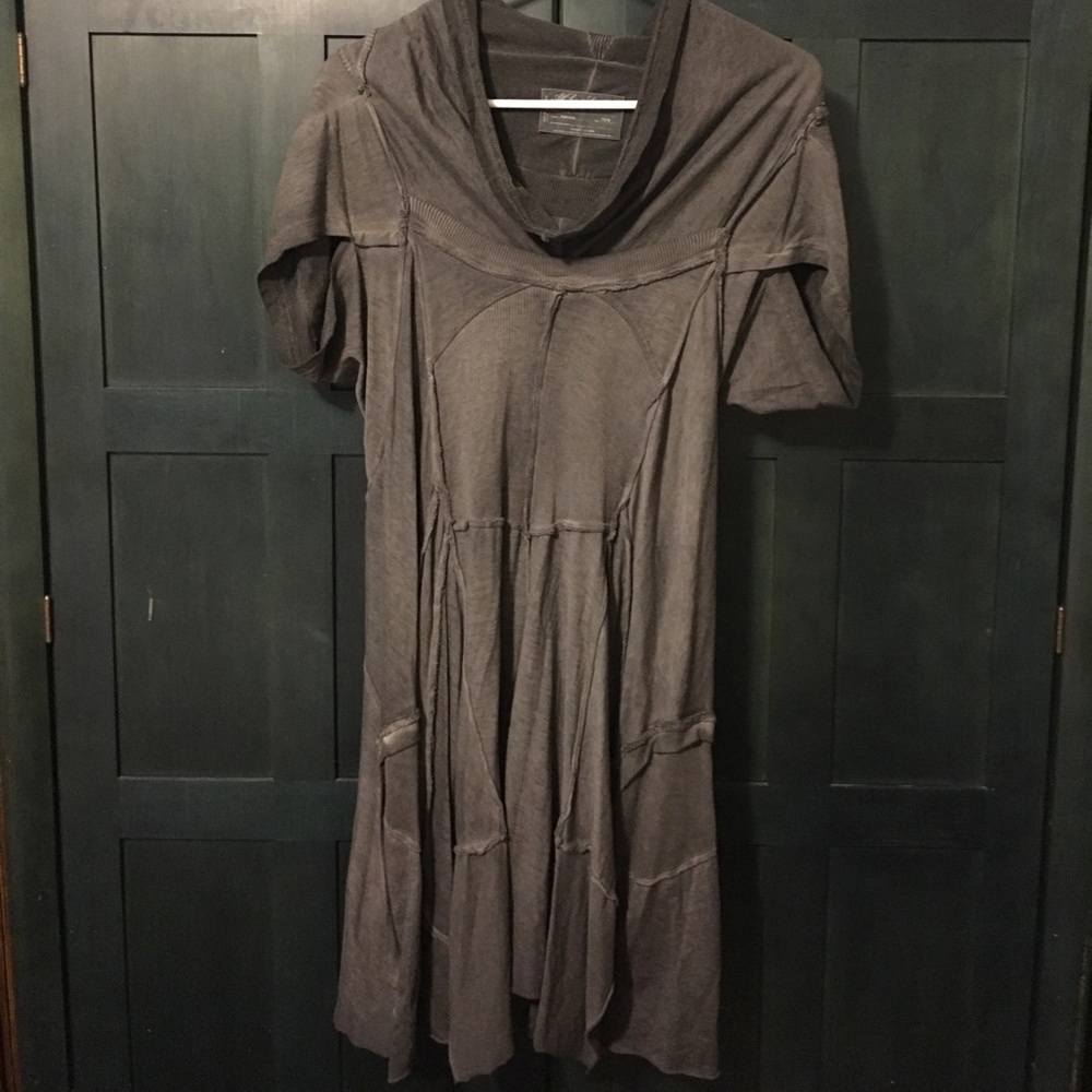 Great dress for casual or out.  Offers accepted!