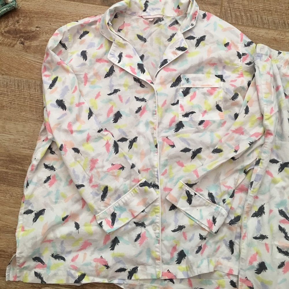 VS feather PJ size Large