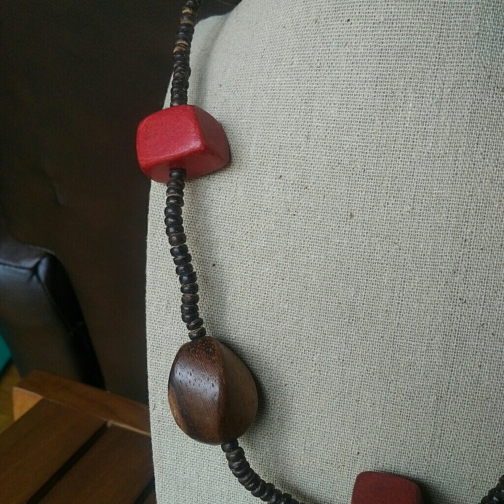 Necklace - Picture 2 of 2
