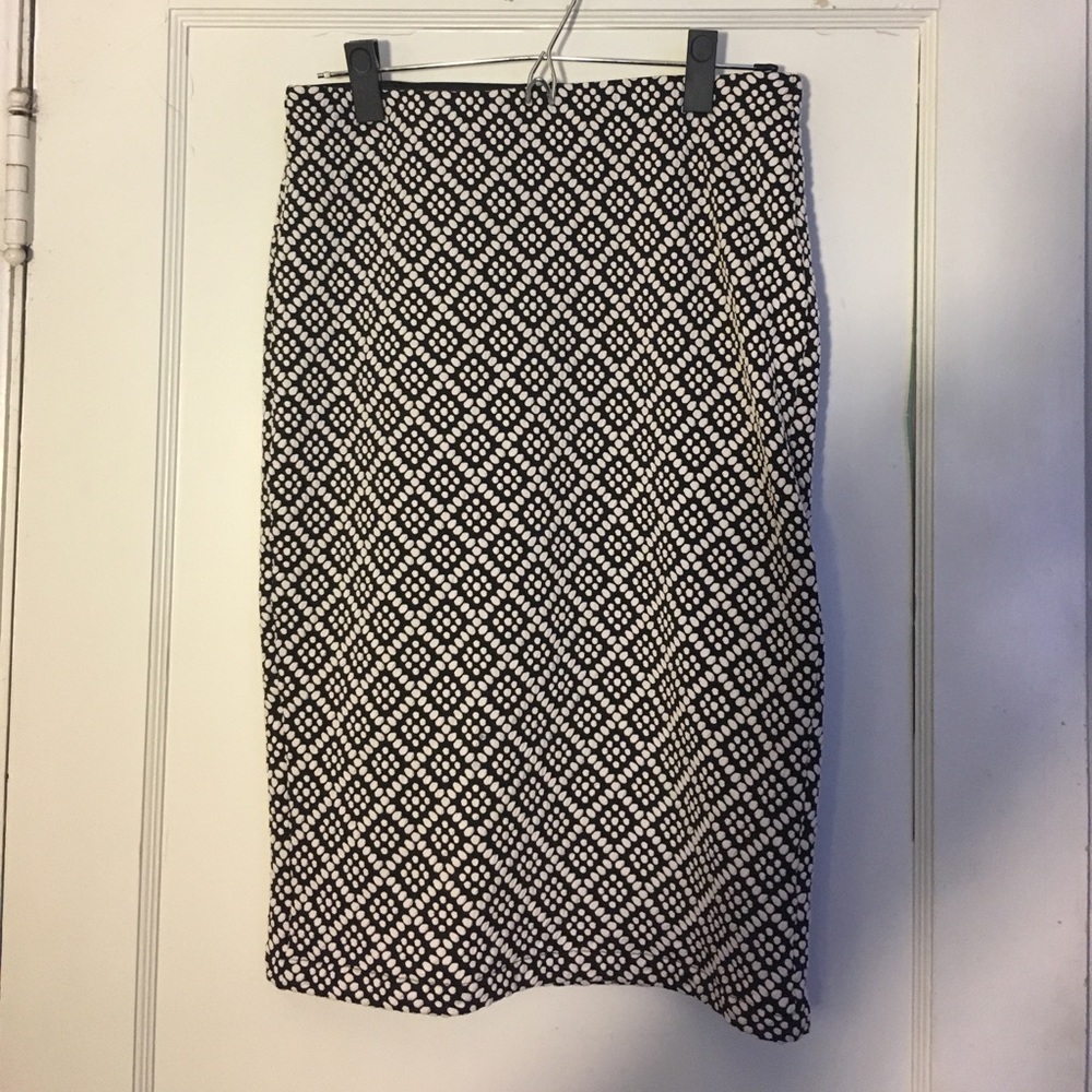 Storm and Marie Black and white knee length skirt
