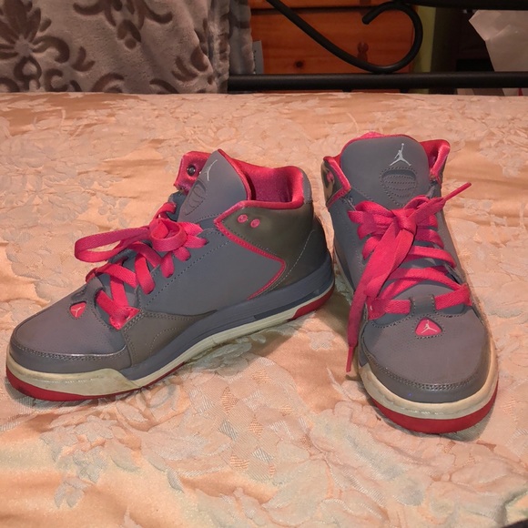 Jordan Shoes - Girls Jordan Sneakers