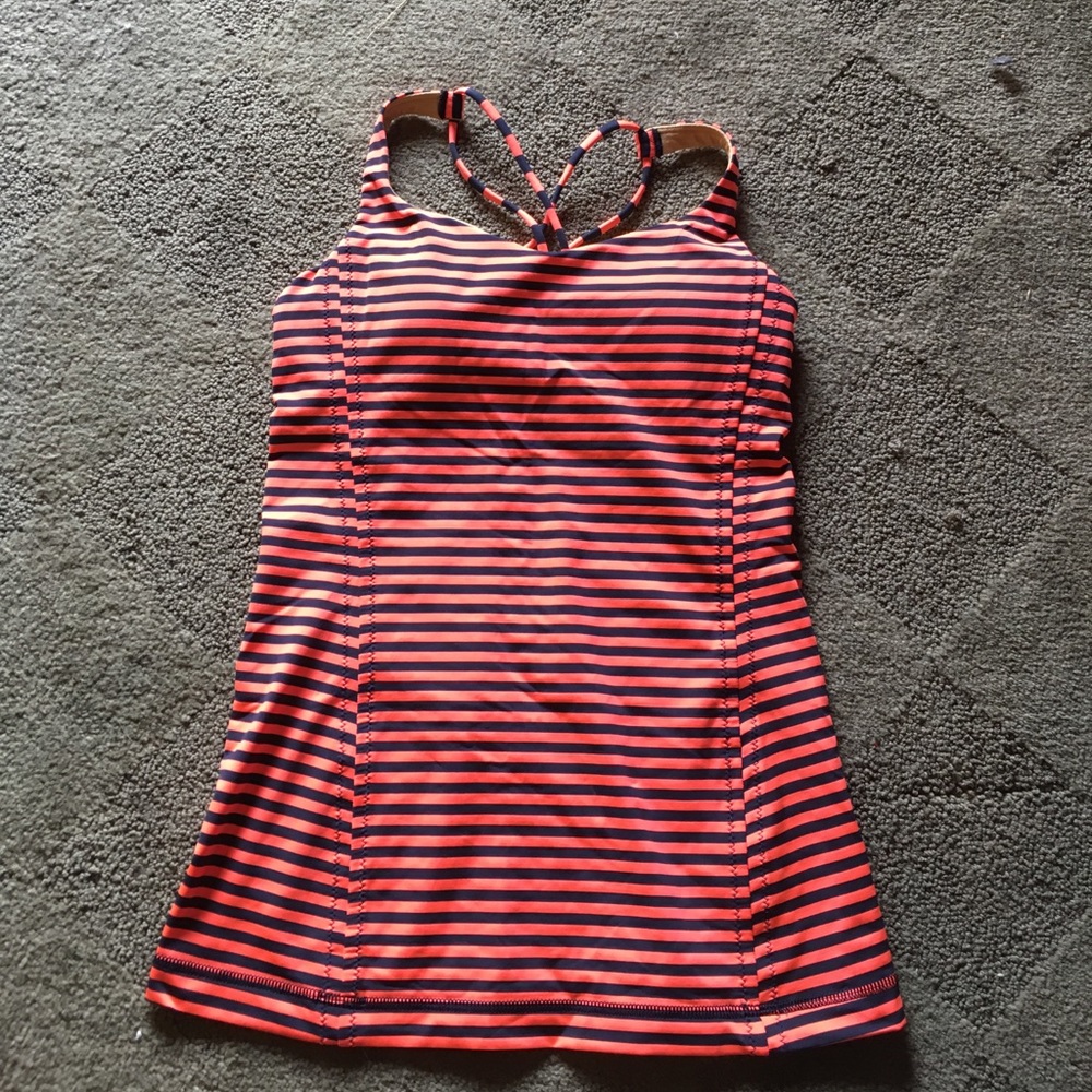 Lululemon Free to Be tank