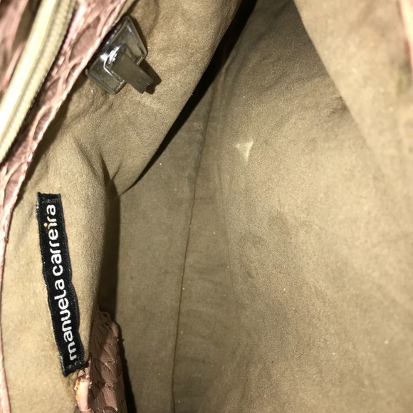 FISH SCALE CLUTCH! A must have ladies! - Picture 4 of 8