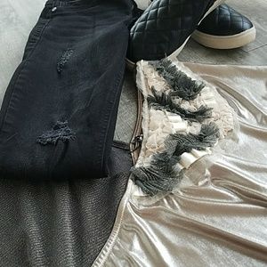 BUCKLE //BKE Boutique  Top