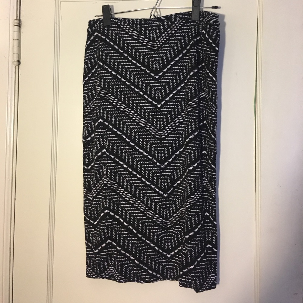Matty M cotton lined pencil skirt.