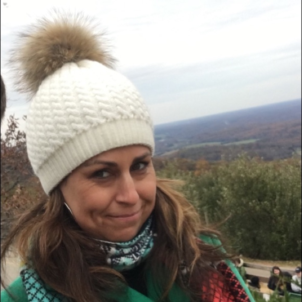 Meet your Posher, Sara