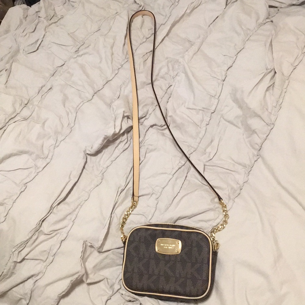 Michael Kors Crossbody purse