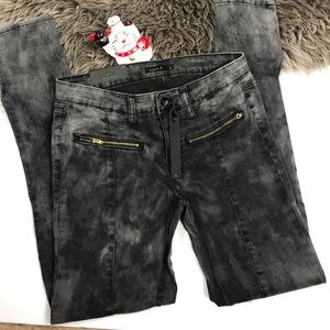 Moto style skinny pants