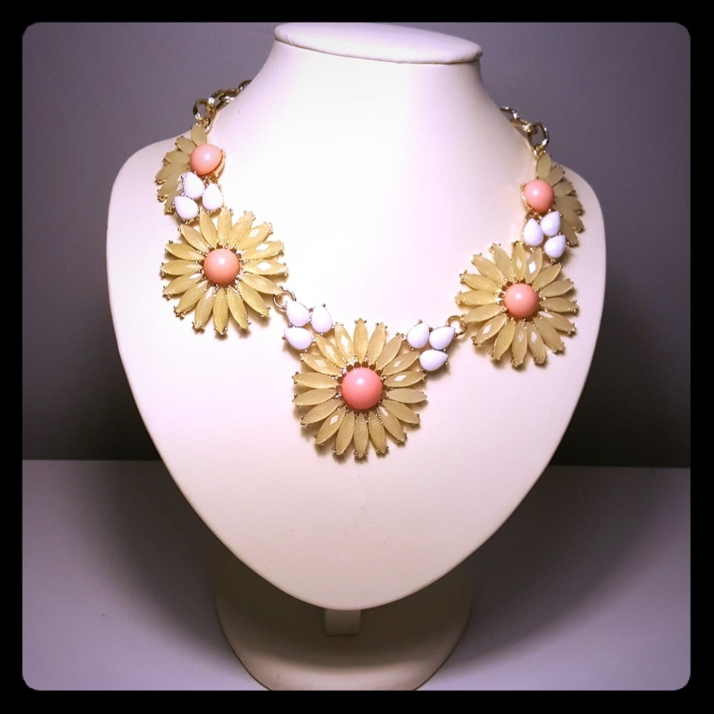 Women's Statement Necklace