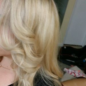 Meet your Posher, Dina