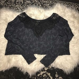 Vintage Free People Long sleeved crop top