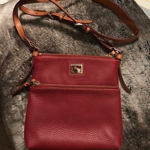 Dooney Bourke Crossbody purse