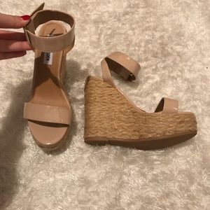 Hamptin Steve Madden espadrille wedge