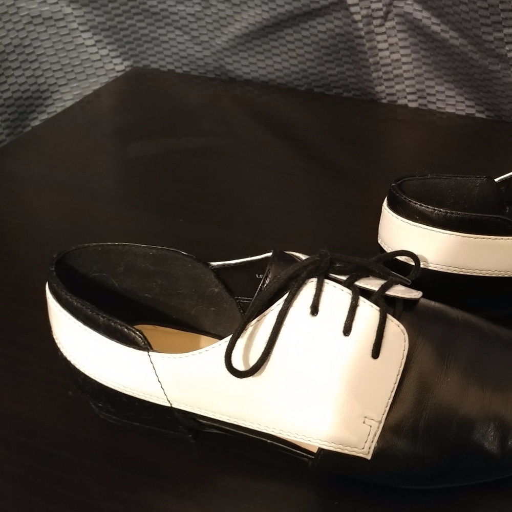 Nine West Black White Leather Oxford Saddle Shoes