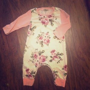 Baby girl floral print  Romper