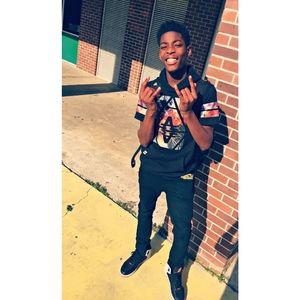 Meet your Posher, Deangelo