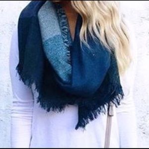 Steve Madden blanket scarf