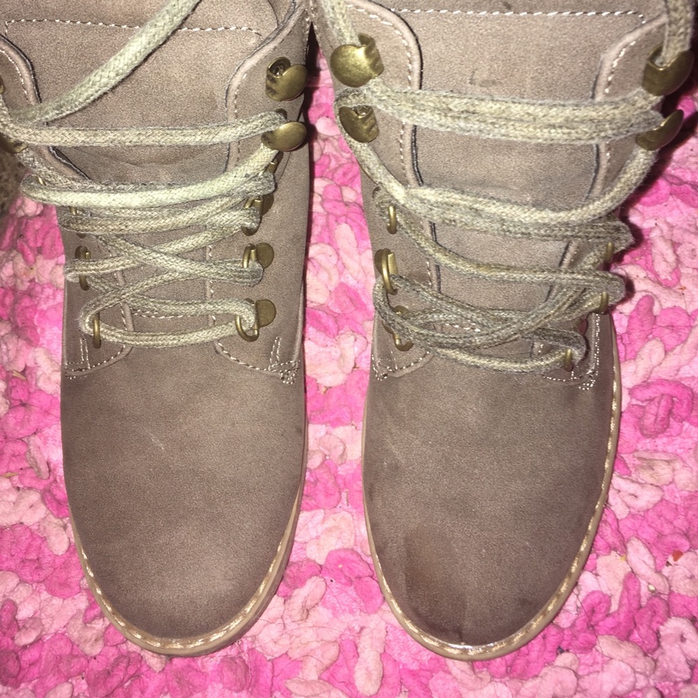 Winter dressy Boots