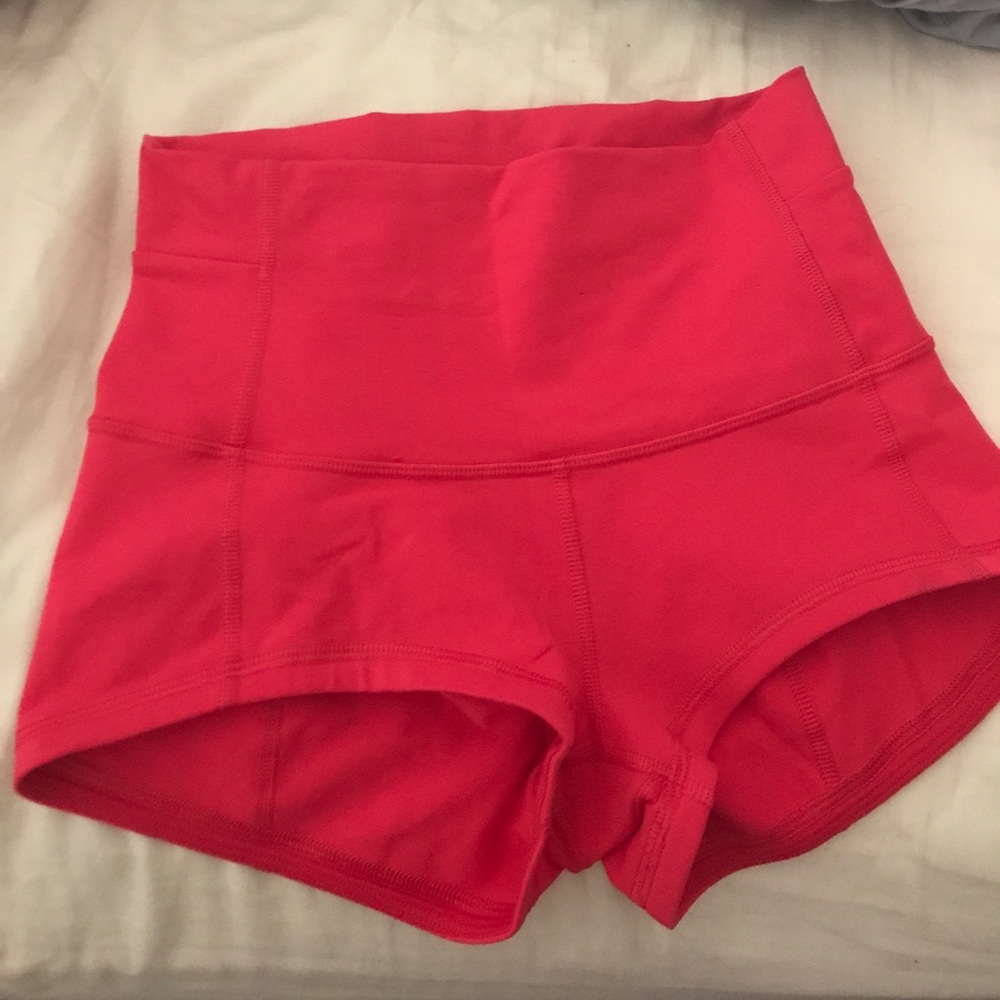 Coral Highwaist Lululemon shorts!
