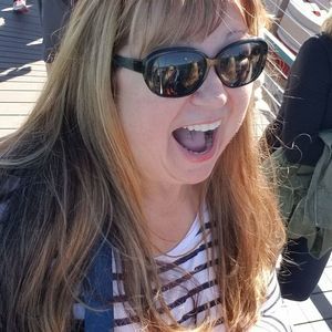 Meet your Posher, Marie