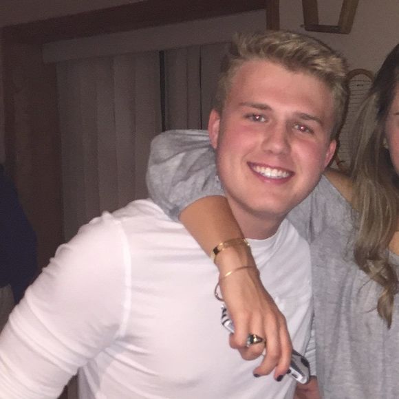 Meet your Posher, Connor - Picture 1 of 1