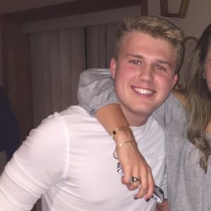 Meet your Posher, Connor