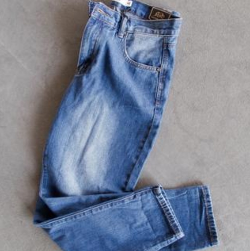 Must Have Boyfriend Style Denim Jeans