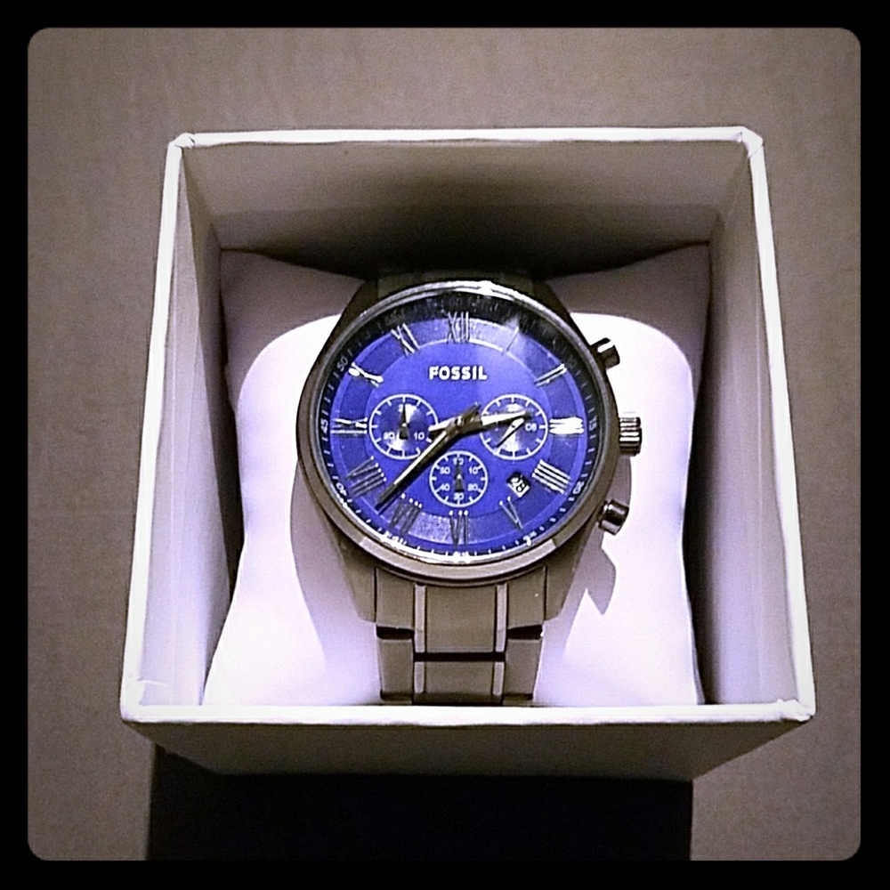 Men's dress watch
