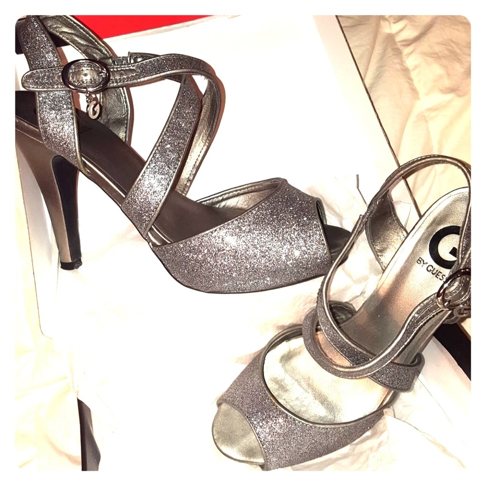 GUESS Pewter colored heels