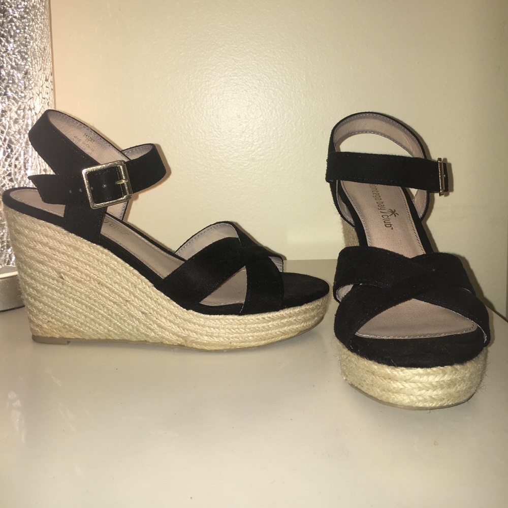 Montego Bay Club Wedges with Rope Body and Clasps