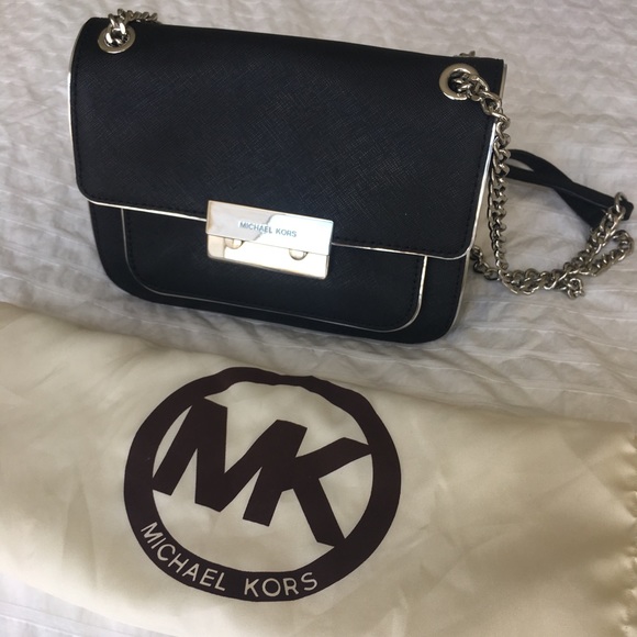 Michael Kors Saffiano Sloan Specchio Purse - Picture 2 of 8
