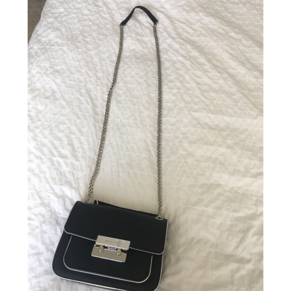 Michael Kors Saffiano Sloan Specchio Purse - Picture 4 of 8