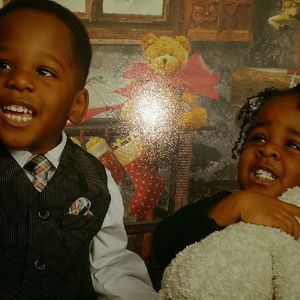 Meet your Posher, Val