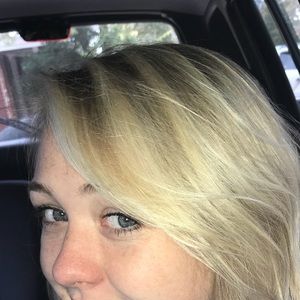 Meet your Posher, Mallory