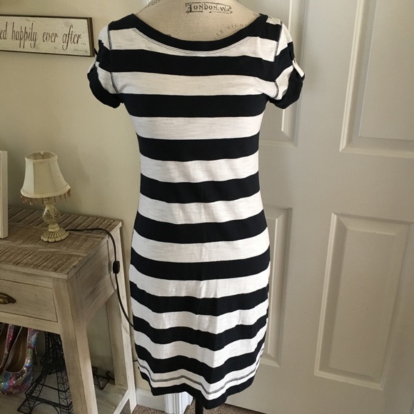 Banana Republic Dresses & Skirts - Banana Republic Navy & White Striped Dress XS