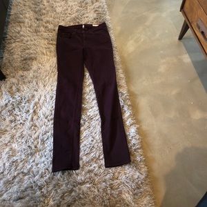 Skinny leg jeans with high waist by Rag and Bone!
