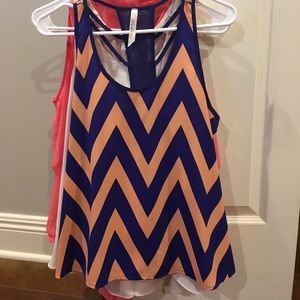 Bundle of 3 small sleeveless boutique tops