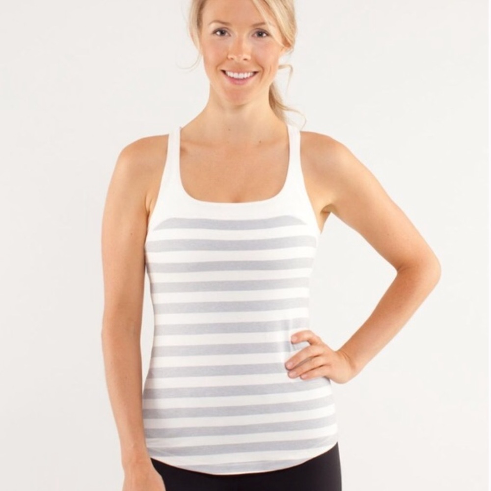 Lululemon Run: First Base Top