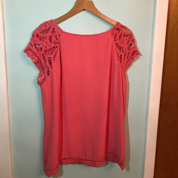 Shirt - Picture 2 of 2