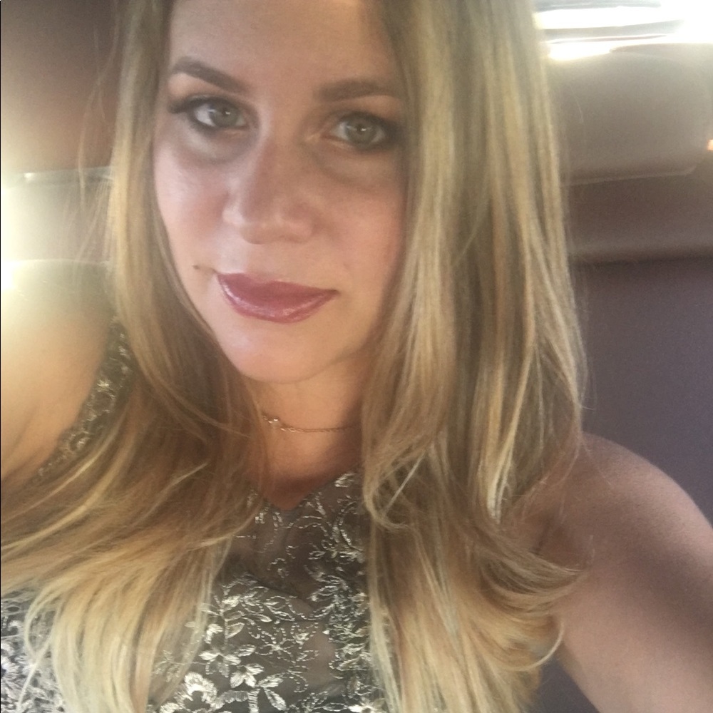 Meet your Posher, April