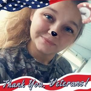 Meet your Posher, Lorrie