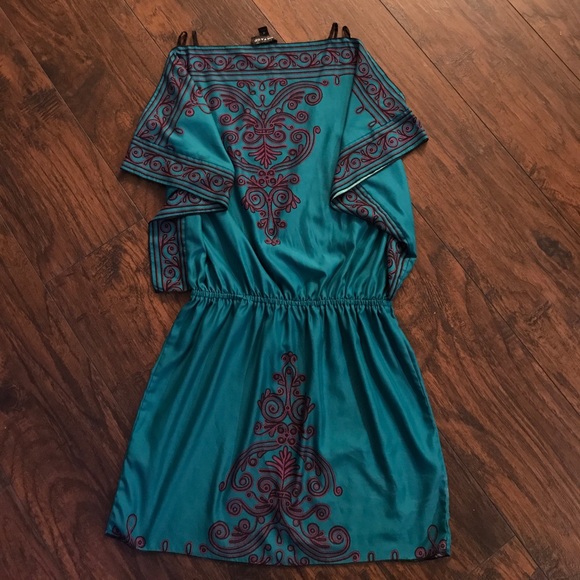 Dress - Picture 1 of 1